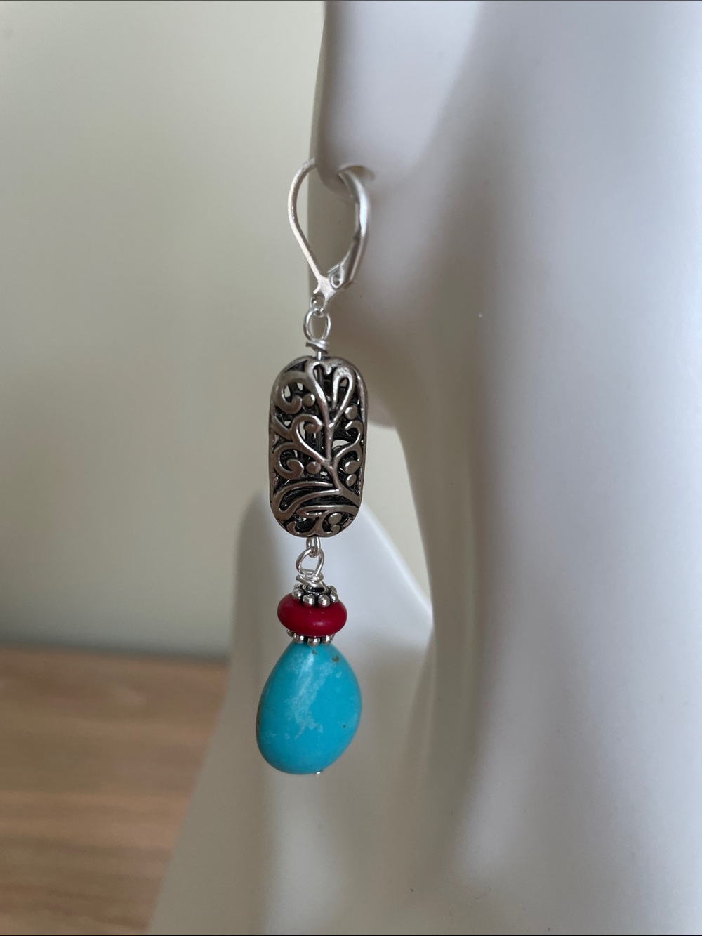 HANDCRAFTED TURQUOISE MAGNESITE TEARDROP DANGLE EARRINGS Silver Filigree - Picture 6 of 9